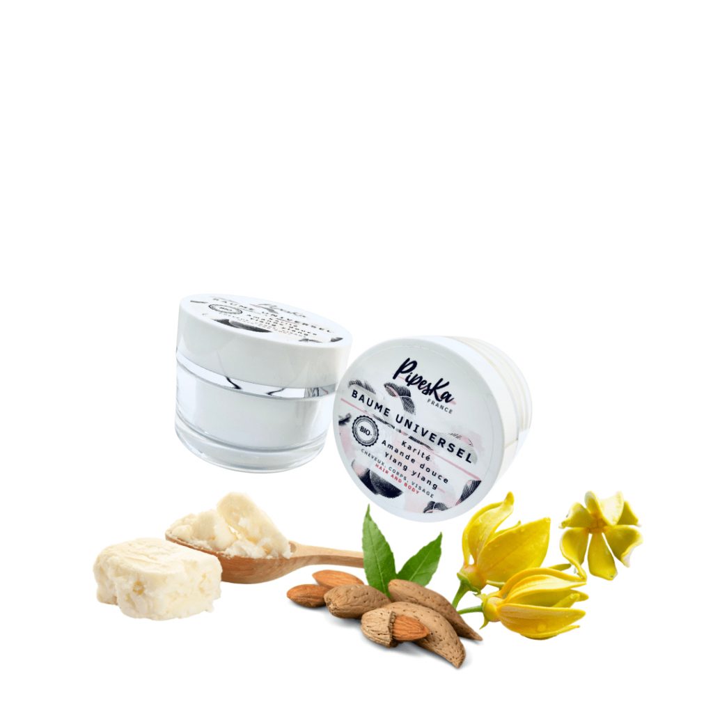 Por qué el invierno fragiliza el cabello texturizado El cabello texturizado es naturalmente más seco porque el sebo producido por el cuero cabelludo tiene problemas para distribuirse a lo largo de los rizos. El aire frío, la calefacción interior y el viento acentúan este fenómeno, provocando : Sequedad y encrespamiento Puntas quebradizas o abiertas Pérdida de definición de los rizos Para preservar la belleza natural de tu cabello, es esencial seguir una rutina y unos cuidados hidratantes adecuados.